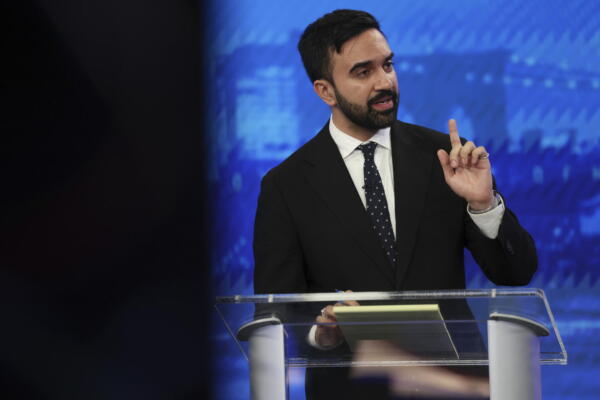 Trump lanza duros ataques contra Zohran Mamdani, virtual candidato a la Alcaldía de Nueva York