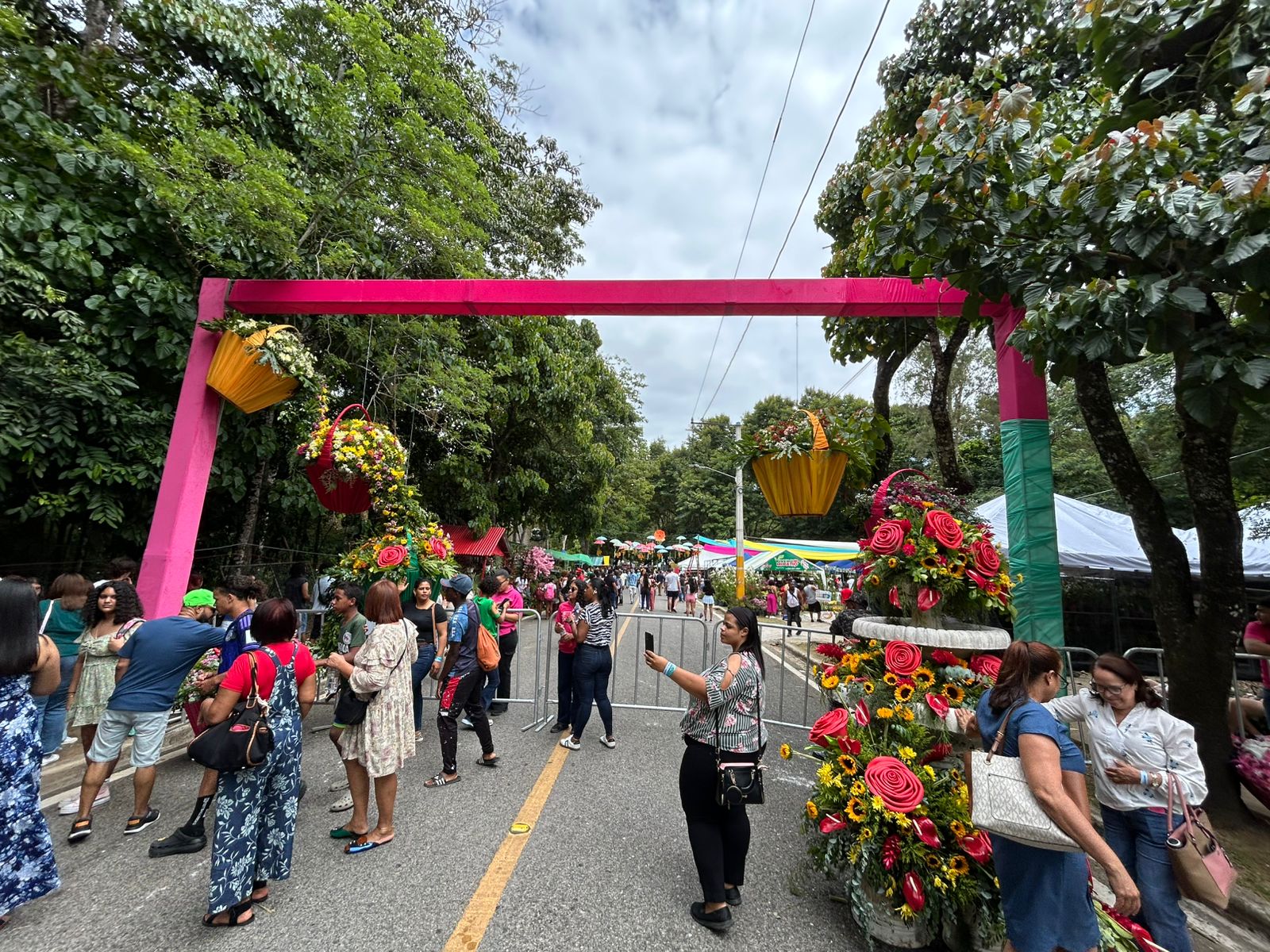 Inicia el XIV Festival de las Flores Jarabacoa 2025 con grandes expectativas