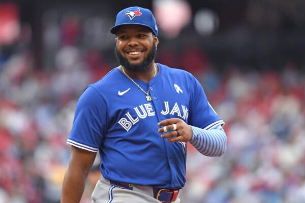 Vladimir Guerrero Jr., quien asciende al primer lugar entre los inicialistas de la Americana