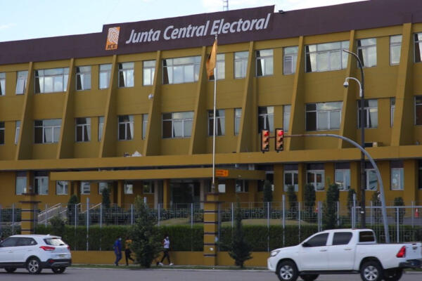 Las nuevas tasas para documentos de la Junta Central Electoral