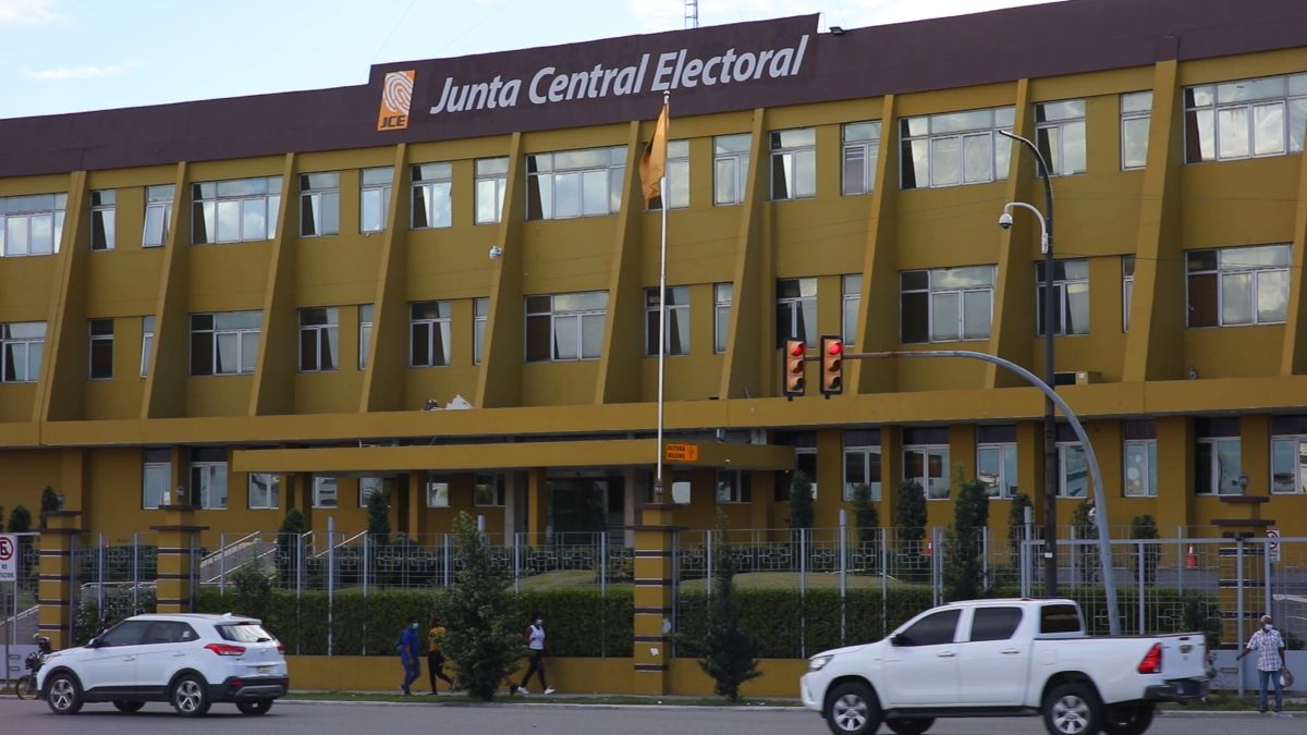 Las nuevas tasas para documentos de la Junta Central Electoral