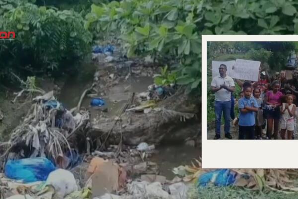 Los residentes en La Pelua dijeron sentirse abandonados por el actual alcalde Ramón Pascual Gómez. Foto: Fuente externa 