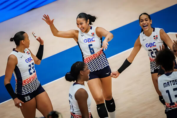 Brayelin y Jineiry Martínez lideran victoria de las Reinas del Caribe