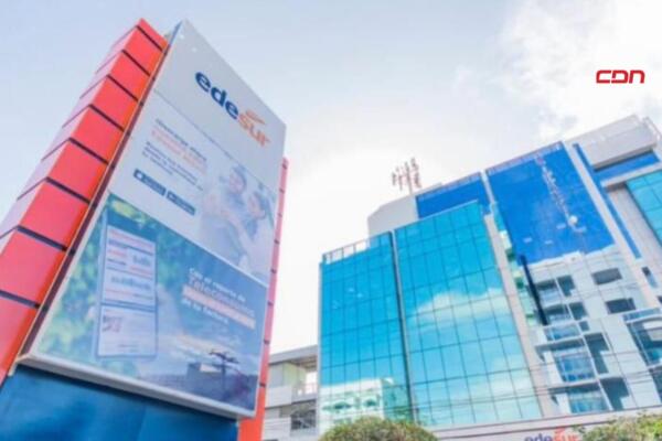 La empresa distribuidora de electricidad arrojó una máxima puntuación en base legal de institución. Foto: Fuente externa 