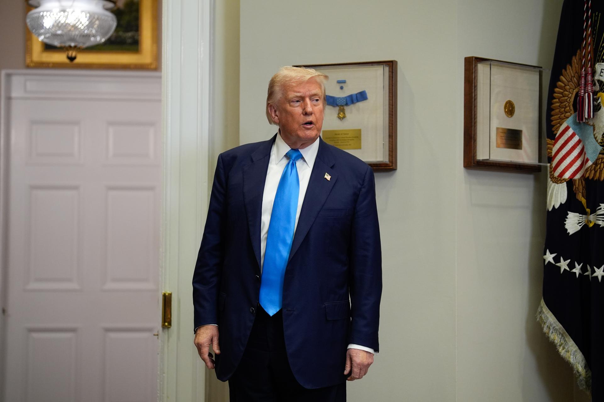 Trump anunció este jueves que mantendrán durante 90 días los aranceles actuales a los productos mexicanos.