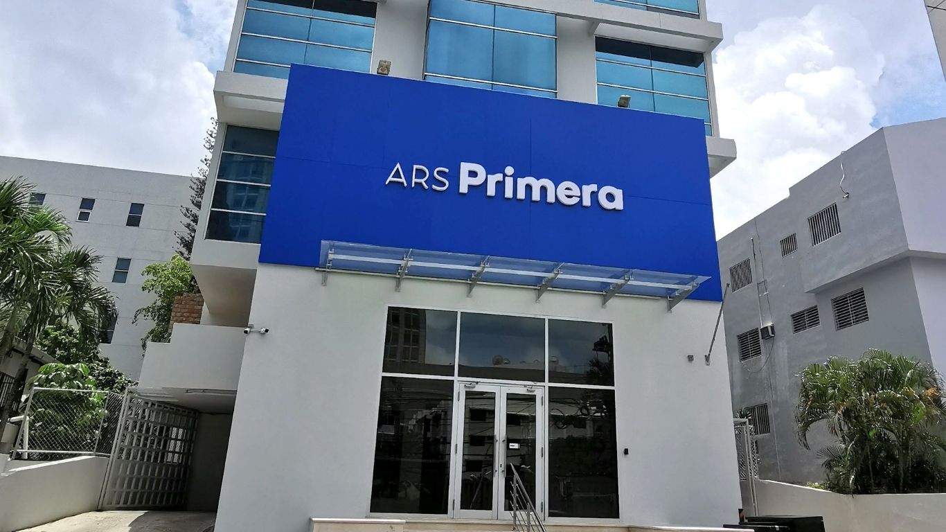 ARS Primera, a través del programa Siempre Juntos, impacta positivamente la salud de 1,352 personas en su tercer año.