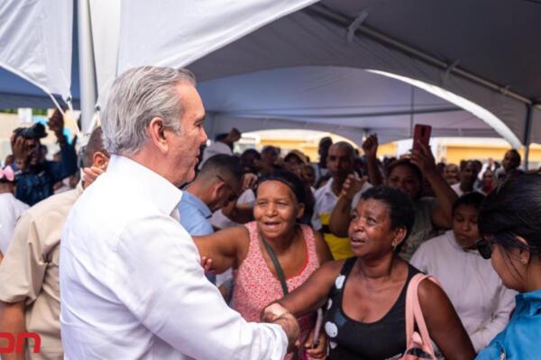 El presidente Luis Abinader durante la jornada de inclusión social “Primero Tú”. Foto: Fuente externa 