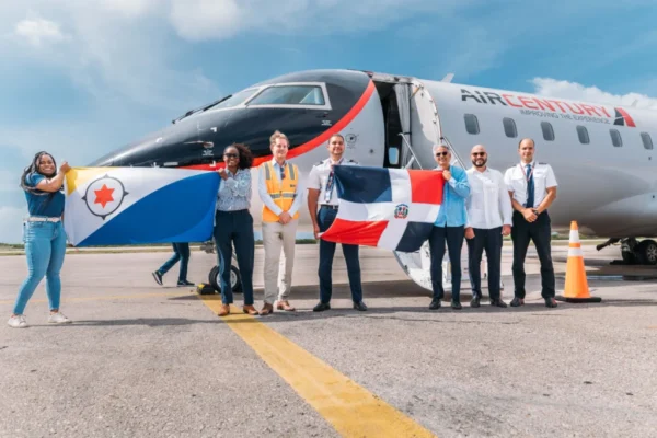 Air Century realiza vuelo inaugural ruta Santo Domingo-Bonaire