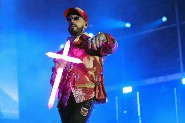 Anuel AA, artista boricua que se presentará en República Dominicana. 