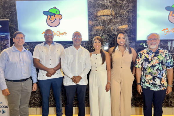 A la fecha, la Fundación El Guille ha logrado más de 1,300 pisos construidos, cambiando realidades y trayendo dignidad, seguridad y salud a cientos de familias dominicanas.