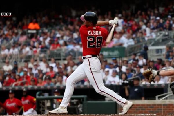 Las Grandes Ligas anunció el viernes que Matt Olson reemplazará a su compañero de los Bravos, Ronald Acuña Jr., en el Derby de Jonrones T-Mobile de 2025, que se celebrará el lunes (8 p.m. ET, ESPN) en el Truist Park de Atlanta.