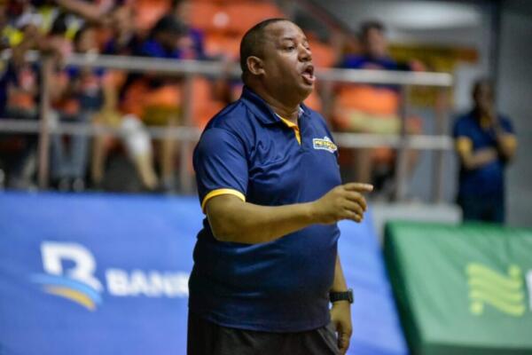 López ha desempeñado un papel clave en el desarrollo del baloncesto nacional, impulsando tanto la competencia como la formación de nuevas generaciones de jugadores y entrenadores.