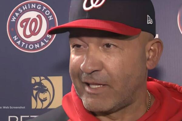 Los Nacionales de Washington nombraron al venezolano Miguel Cairo como manager interino del club el lunes. El gerente general interino Mike DeBartolo hizo el anuncio.