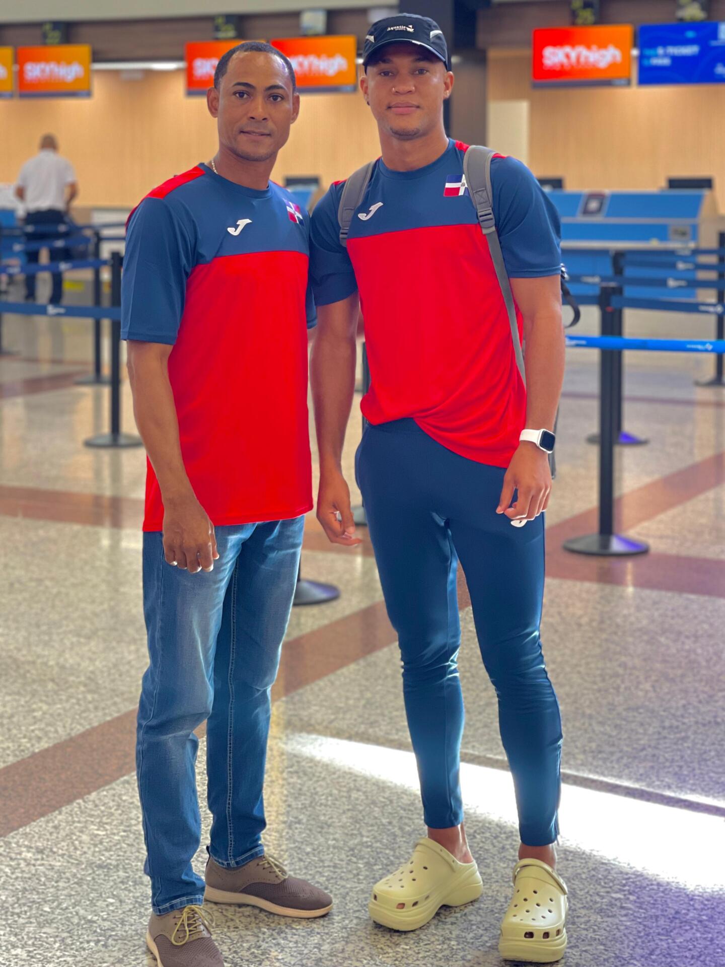 El medallista centroamericano de Pentatlón Moderno, Gabriel Domínguez, partió este jueves hacia la ciudad de Quito, en Ecuador, para realizar una base de entrenamientos que se extenderá durante todo el mes de julio (del 3 al 30).