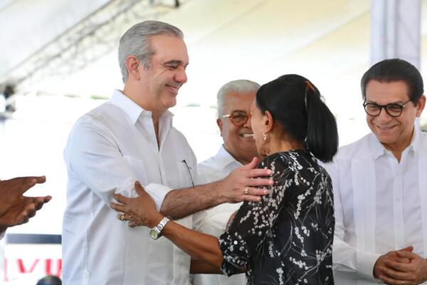 El presidente Luis Abinader encabezará jornadas en San Pedro de Macorís, Santo Domingo Este y Boca Chica este fin de semana. Foto: Presidencia de la República.