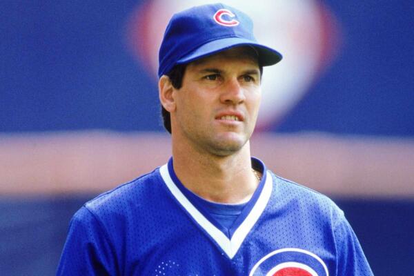 Un ícono que ayudó a redefinir la posición de segunda base y protagonizó una de las actuaciones individuales más memorables en la larga y rica historia de los Cachorros de Chicago, Ryne Sandberg falleció el lunes tras una batalla contra el cáncer. Tenía 65 años.