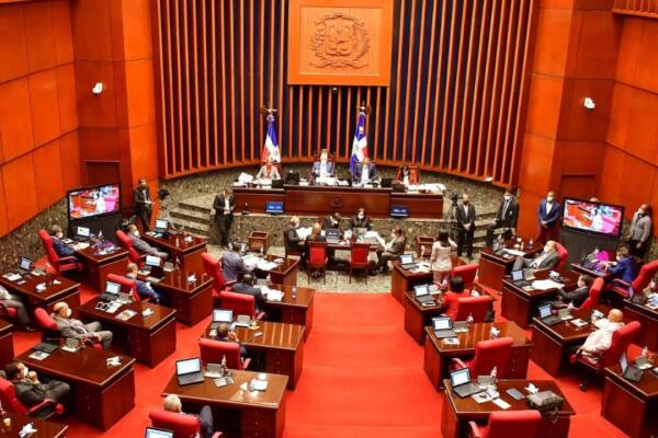 El Senado de la República convocó este viernes una sesión especial para conocer en segunda lectura el Código Penal. Foto: CDN Digital