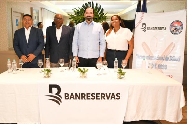 El Torneo Internacional de Béisbol Punta Cana 2025, que se celebrará del 19 al 26 de este mes en esa localidad, contará con el respaldo del BanReservas, y está dedicado de manera especial al presidente de la entidad, Samuel Pereyra.  