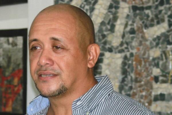 La República Dominicana despide al artista Cristian Tiburcio, un genio del arte y la creatividad que transformó su hogar en un museo.