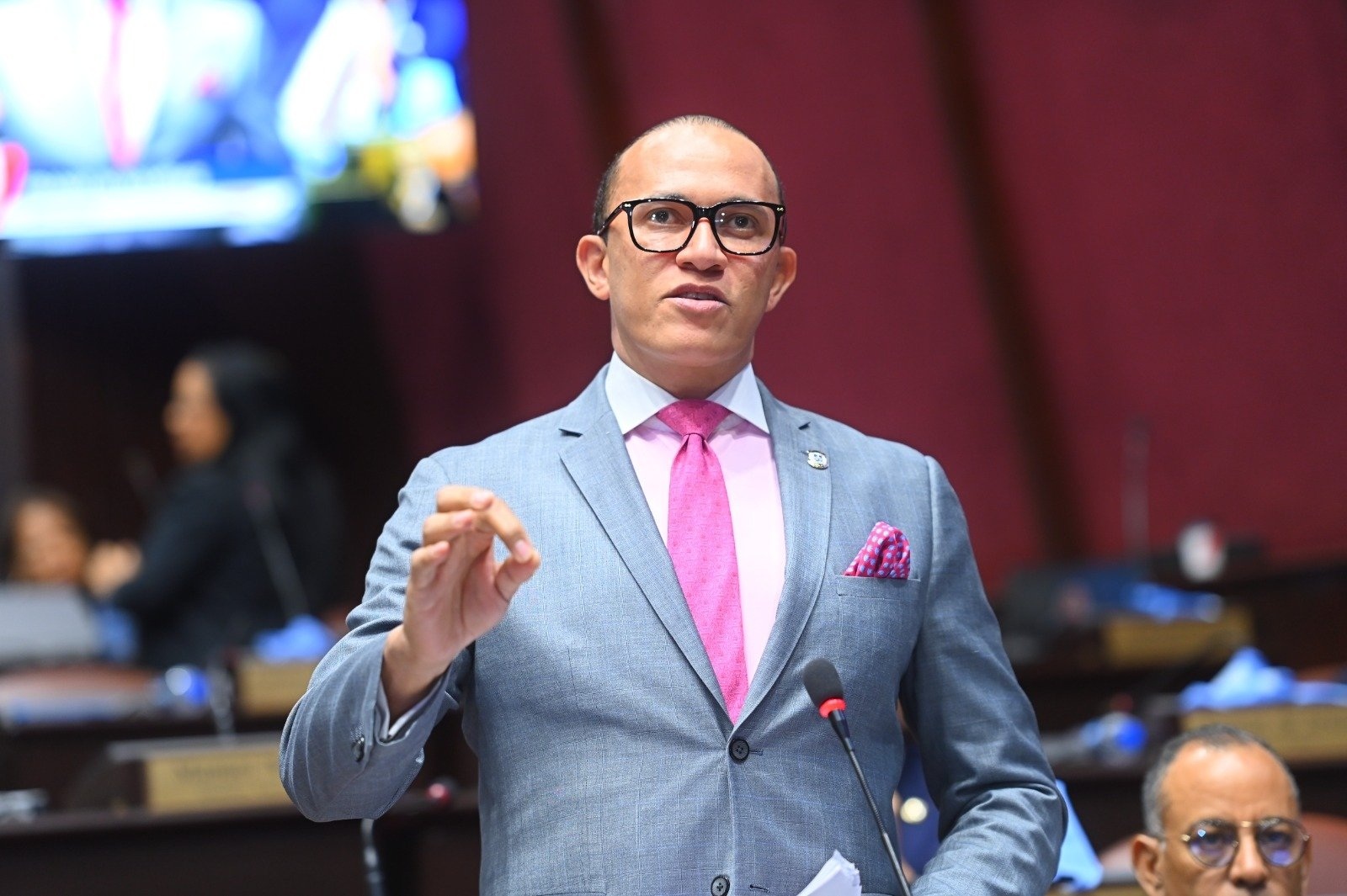 Diputados aprueban proyecto de ley de Contrataciones Públicas