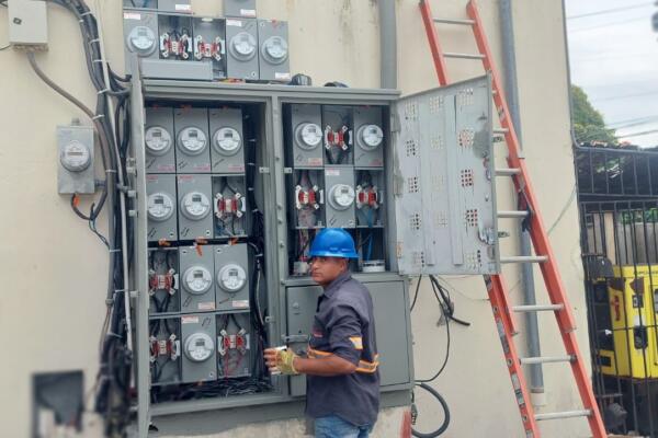 Edesur reafirmó su compromiso con la mejora continua del servicio eléctrico.