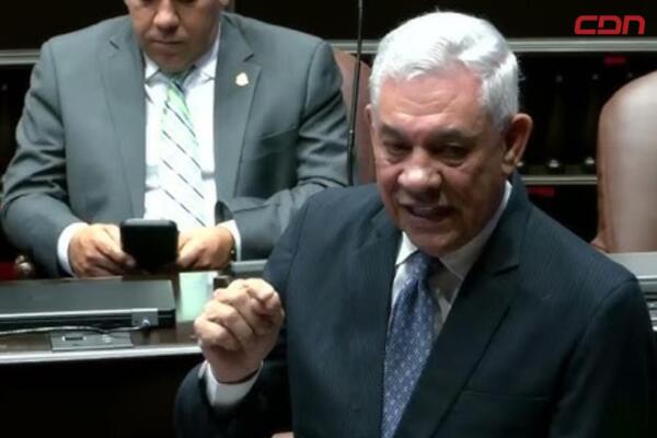 Mateo Espaillat pidió a los senadores hacer los esfuerzos necesarios para lograr que la iniciativa sea aprobada.