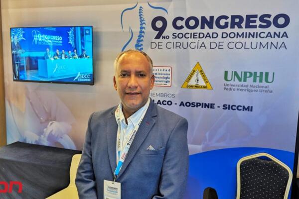 El doctor Roberto Franklin Abreu, neurocirujano y pasado presidente de la Sociedad Dominicana de Cirugía de Columna. Foto: Fuente externa