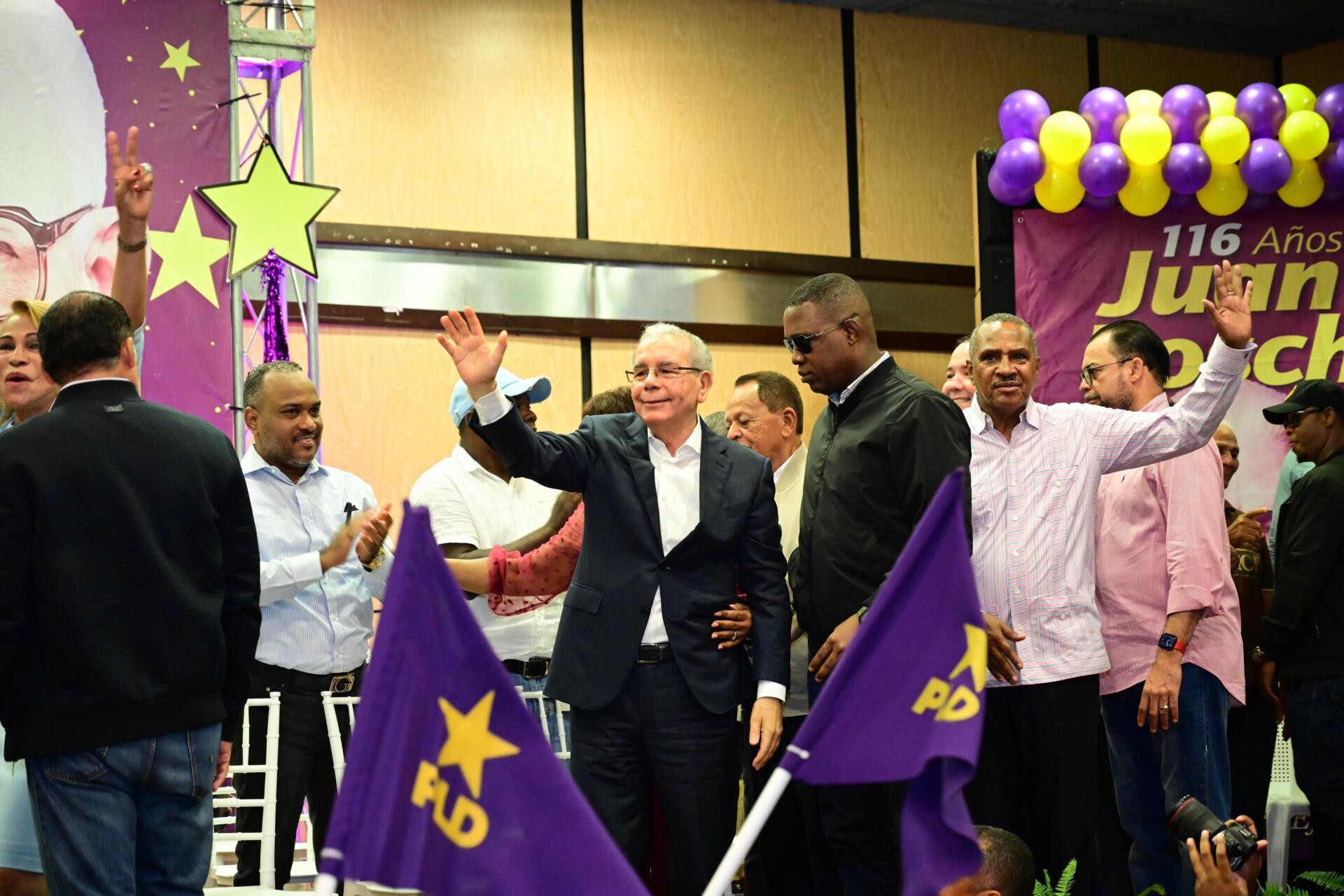 Danilo Medina encabeza asamblea del PLD en Dajabón como parte de su agenda nacional