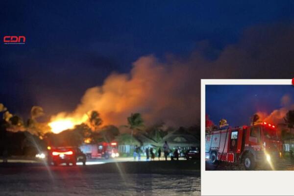 El voraz incendio borró todo a su paso... Apenas las paredes frontales y laterales quedaron de pie. Foto: Fuente externa 