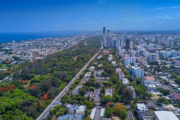 Los vecinos, a través de la Junta Directiva, enfrentan agresiones legales que dieron al traste a una serie de demandas. Foto: Fuente externa 