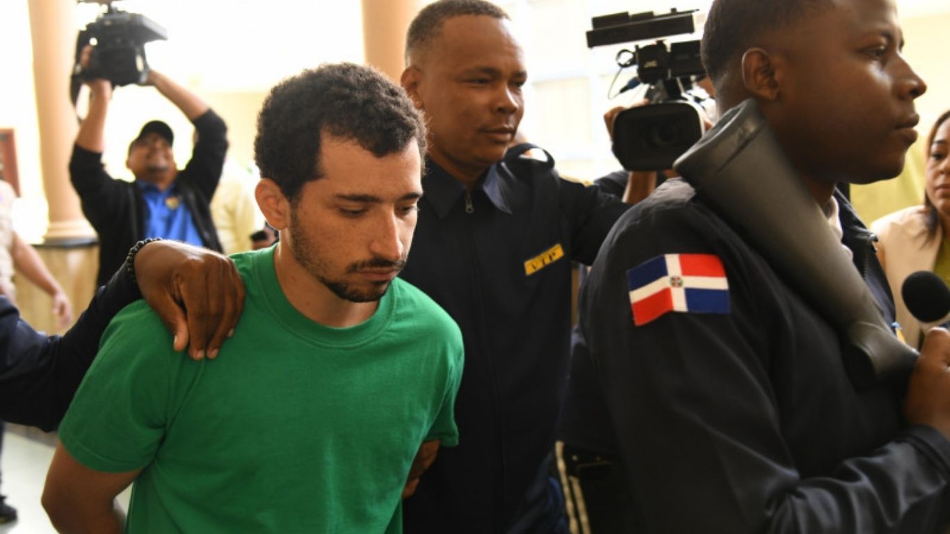 Jean Andrés Pumarol acusado de matar a una vecina y de herir a otros cinco fue enviado a prisión preventiva por tres meses.