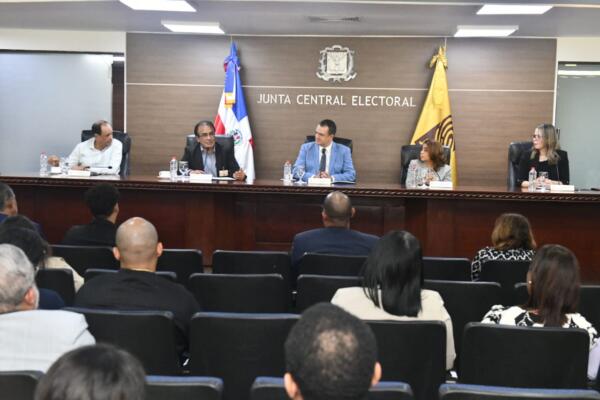 La auditoría externa se realizó en el Auditorio de la sede central de la JCE.
