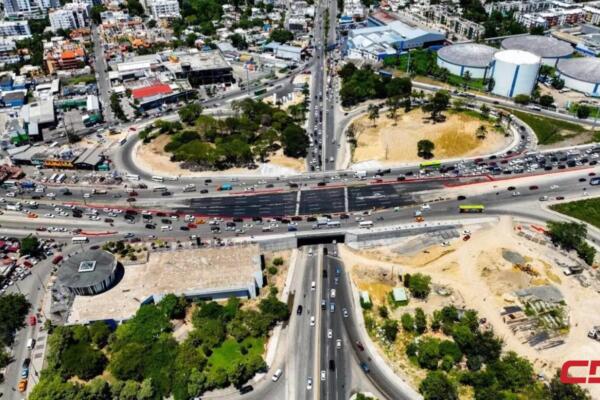 Imagen del kilómetro 9 de la autopista Duarte, tras la habilitación de los nuevos carriles. Foto: Fuente externa
