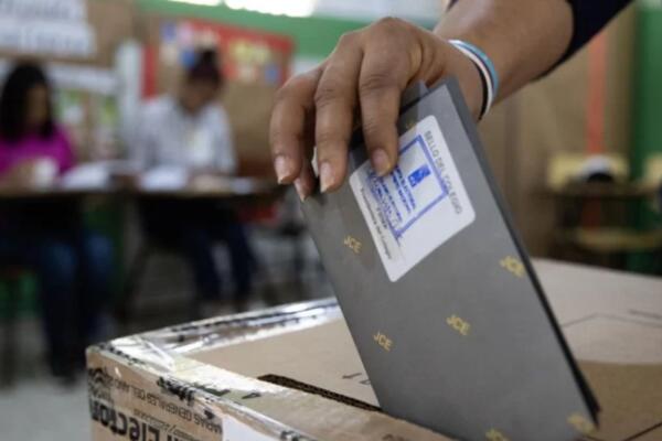 La JCE dio a conocer el orden numérico de los partidos políticos en las boletas electorales para las elecciones del 2028.