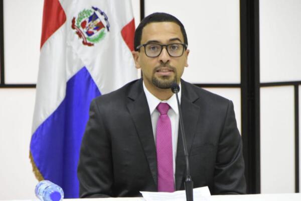 Ricardo González Hernández, director ejecutivo de la Asociación de Contratistas y Suplidores del Estado (ACS).