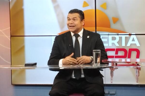El diputado por la Fuerza del Pueblo (FP), Tobías Crespo/ Foto  Félix De la Cruz