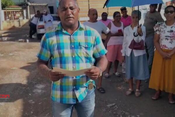 Denuncian que no le entregan el dinero. Foto: Fuente externa 
