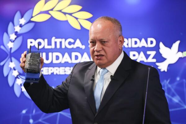 La líder opositora señaló, en una entrevista concedida al periodista Napoleón Bravo, que 
