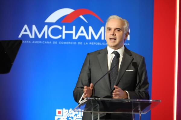 El ministro de Educación enfatizó que el punto de partida para la innovación y los empleos del mañana comienza en las escuelas. Foto: fuente externa