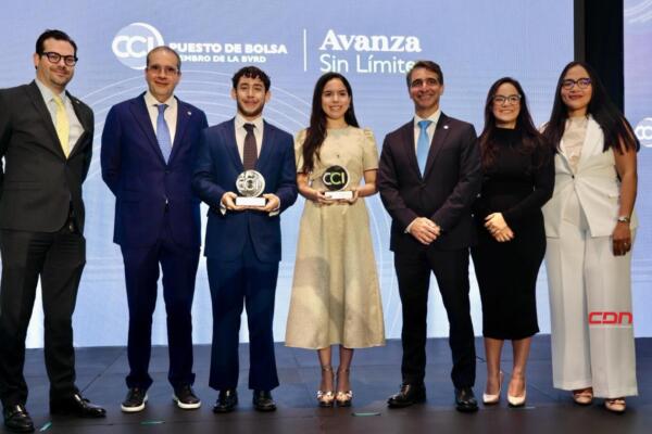 El programa de becas ofrece a estudiantes y jóvenes la oportunidad de cursar estudios avanzados a nivel internacional y nacional. Foto: Fuente externa 