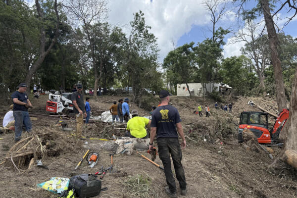 Las autoridades han actualizado a 120 el número de personas muertas por las devastadoras inundaciones en el centro de Texas / EFE