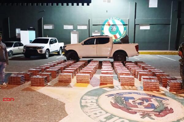 Durante la inspección, encontraron 38 cajas de cigarrillos marca Capital. Foto: Fuente externa 