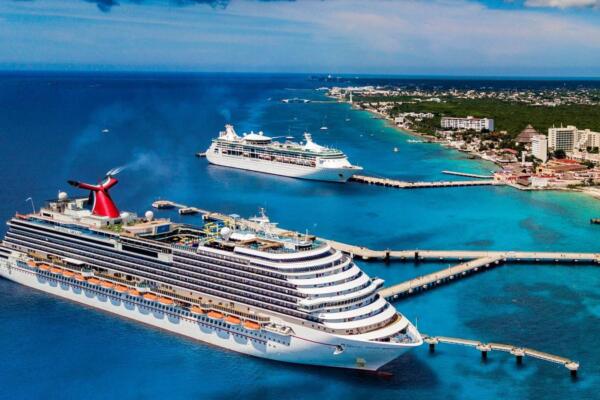 Crucero en agua dominicanas 
