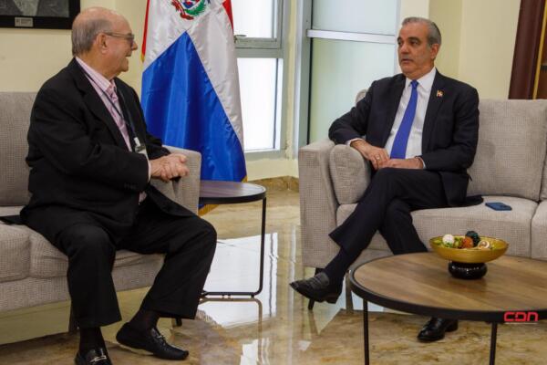 El encuentro entre Abinader y Mejía está paustado para este viernes. Foto: Fuente externa 