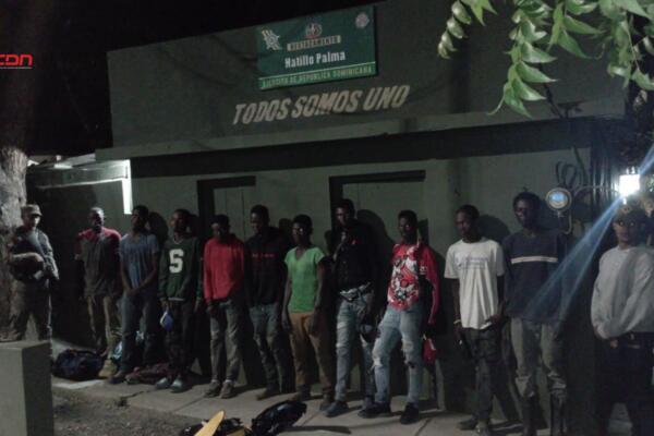 Otro grupo de 25 nacionales haitianos con estatus migratorio irregular. Foto: Fuente externa 