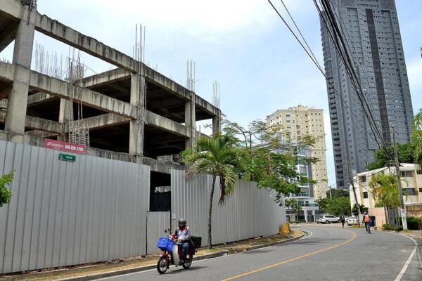 Según ha declarado la junta de vecinos Los Cacicazgos llevan años en litigio
