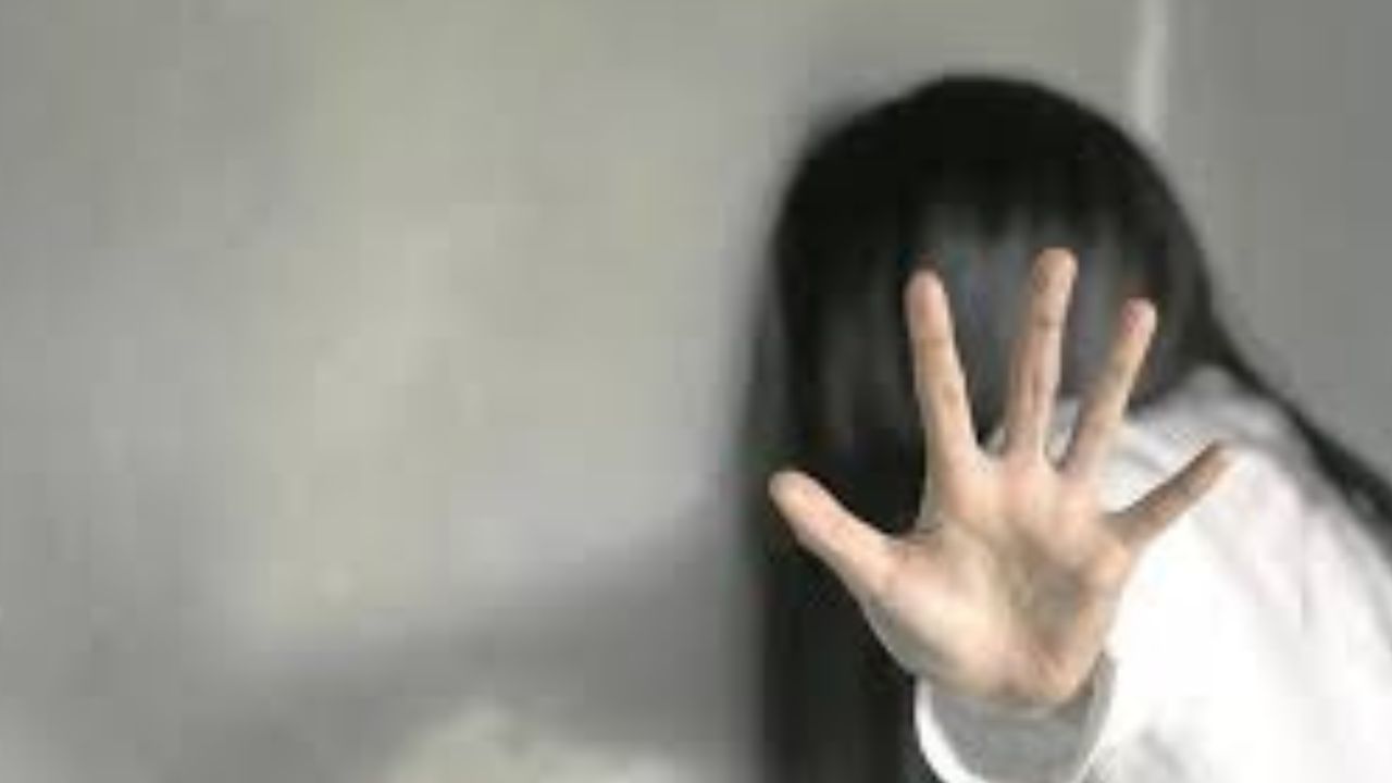 Mujer teme que expareja termine con su vida y la de sus hijos