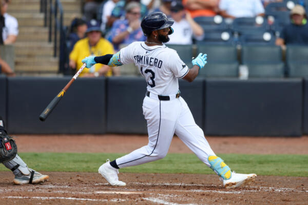 Junior Caminero se une a Albert Pujols en exclusiva marca