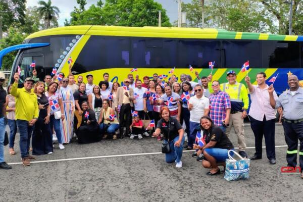En la actividad participaron más de 50 presidentes de juntas de vecinos de Santo Domingo Norte. Foto: Fuente externa 