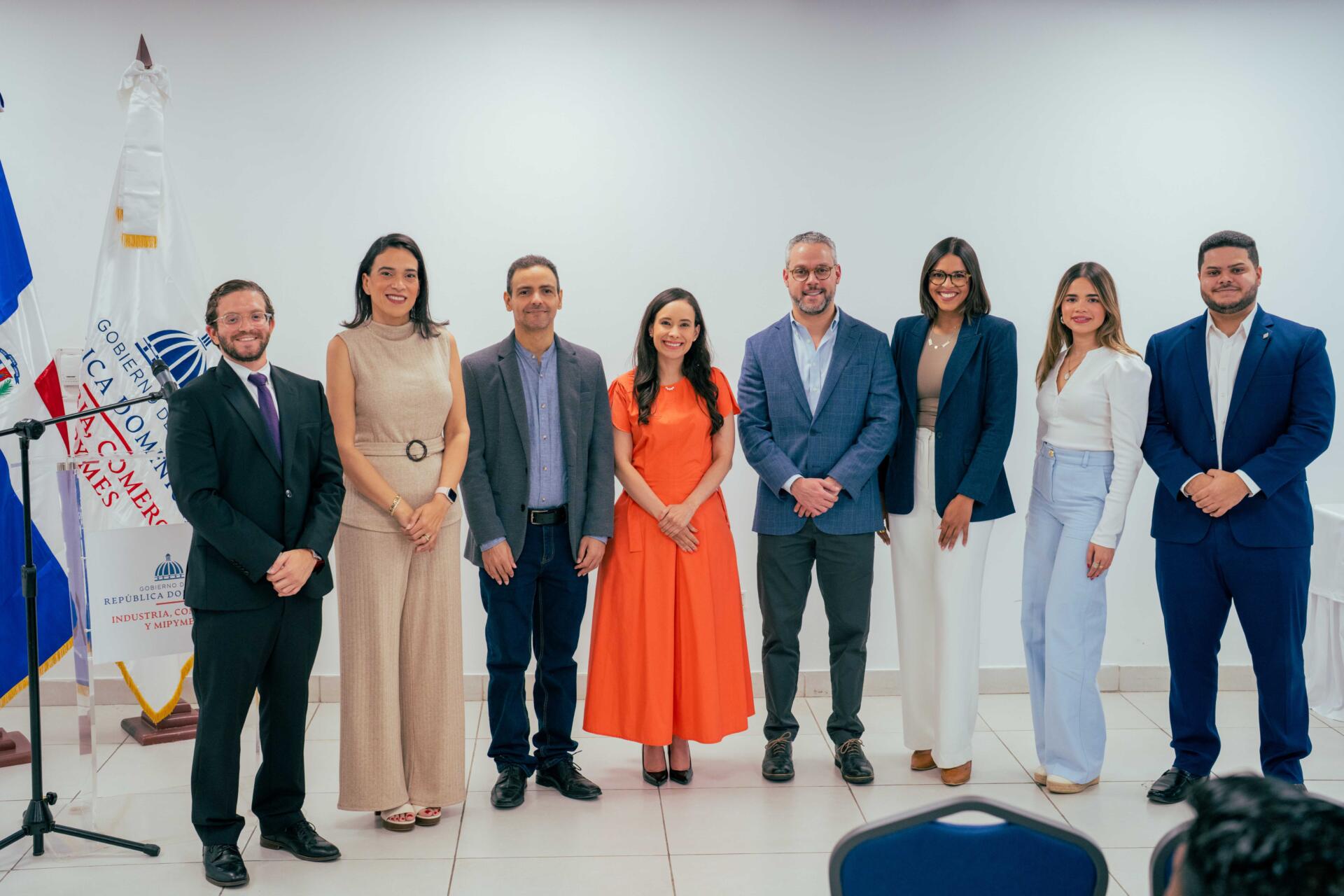 Banco Popular y MICM lanzan taller para desarrolladores de videojuegos en RD